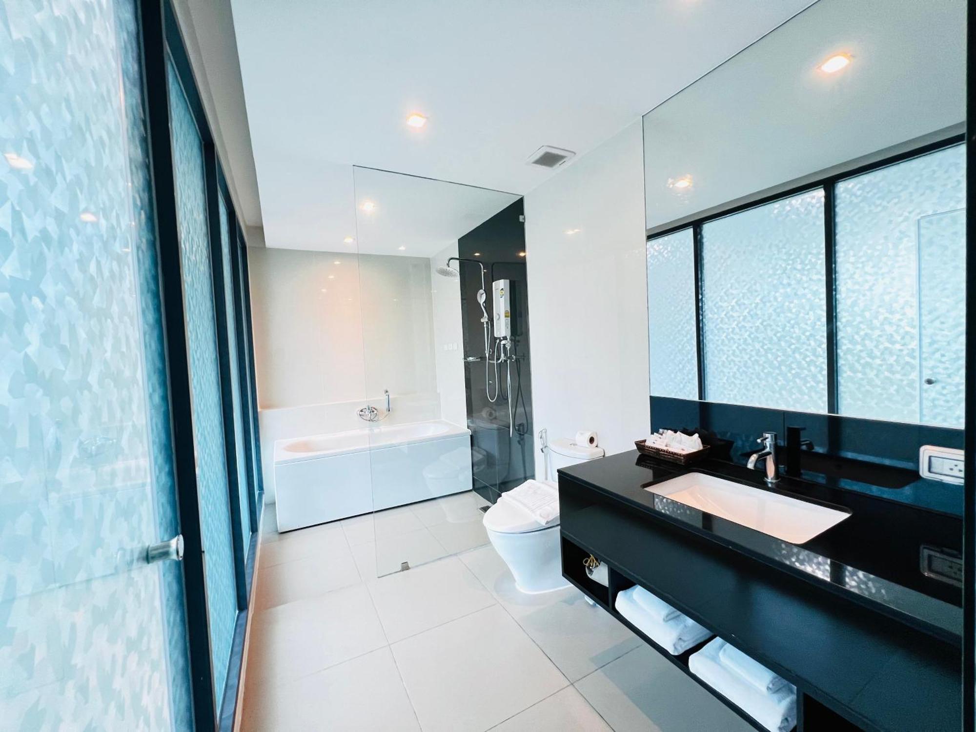 Civic Horizon Hotel&Residence Bangkok Exterior foto